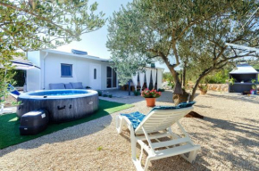 House Green Oasis